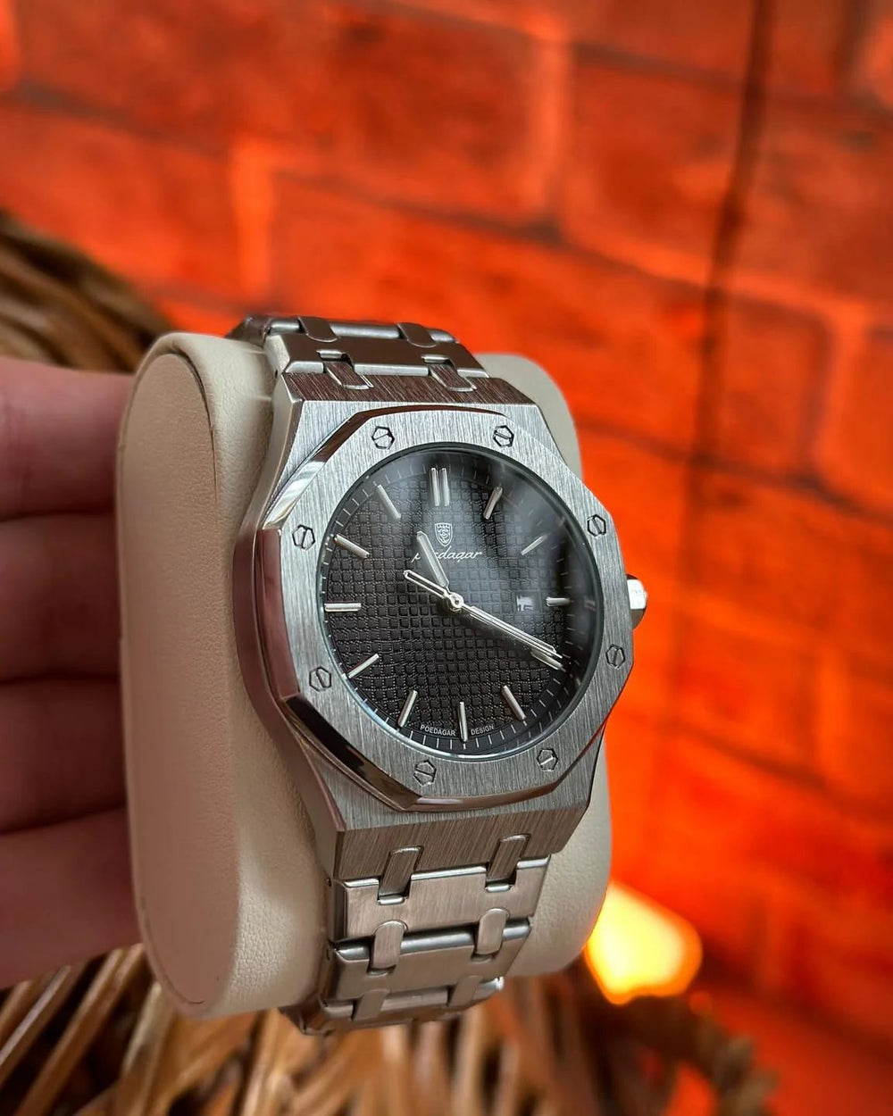 <h2>Trusted by <strong>50,000+ </strong>Gentleman Worldwide</h2>